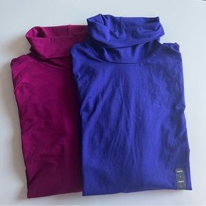 (2) Lands End Women’s Turtlenecks size L (14-16)